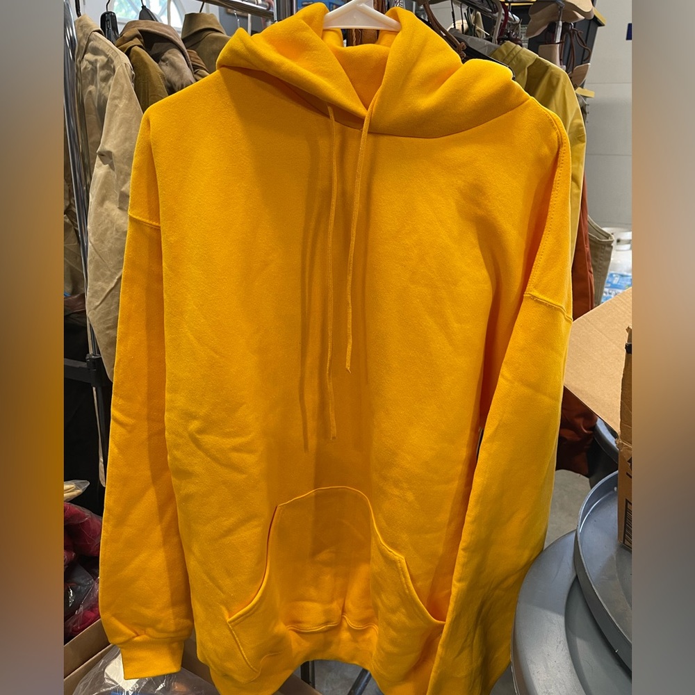 Russell athletic yellow sweatshirt size Xl